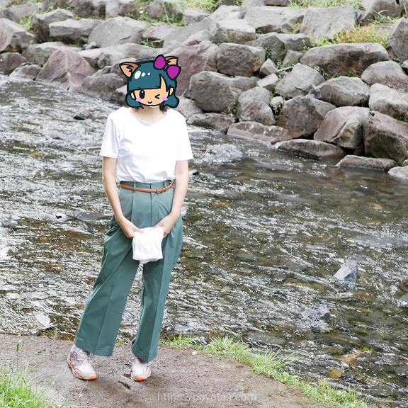 エディストクローゼットのパンツ
