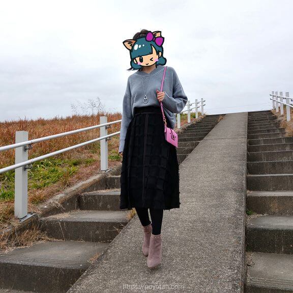 エディストクローゼット（EDIST. CLOSET）のニットとスカート
