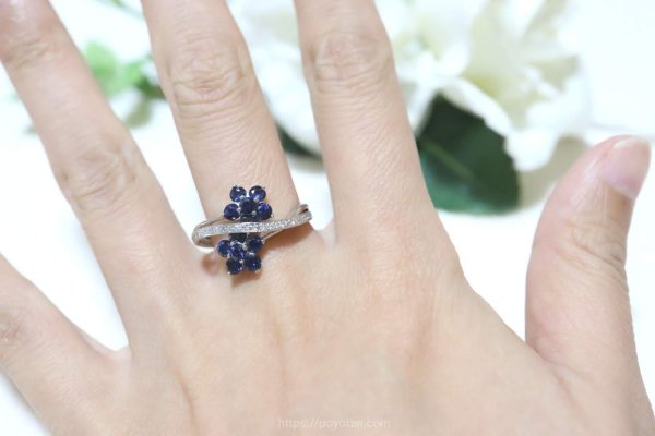 スパークルボックス(SparkleBox)：プラチナサファイヤフラワーダイヤモンドリング(12号)