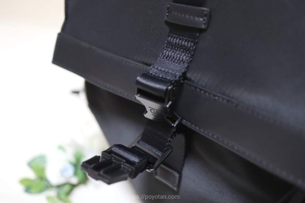 ガストンルーガ(GASTON LUGA)のRESENÄR（レセナール）