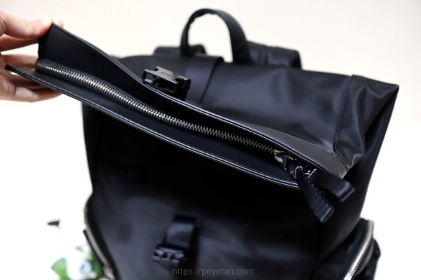 ガストンルーガ(GASTON LUGA)のRESENÄR（レセナール）