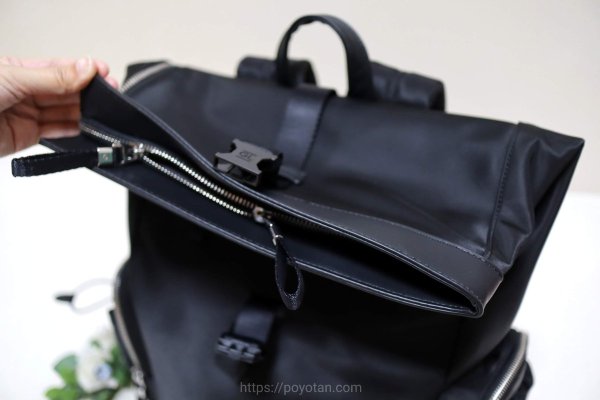 ガストンルーガ(GASTON LUGA)のRESENÄR（レセナール）