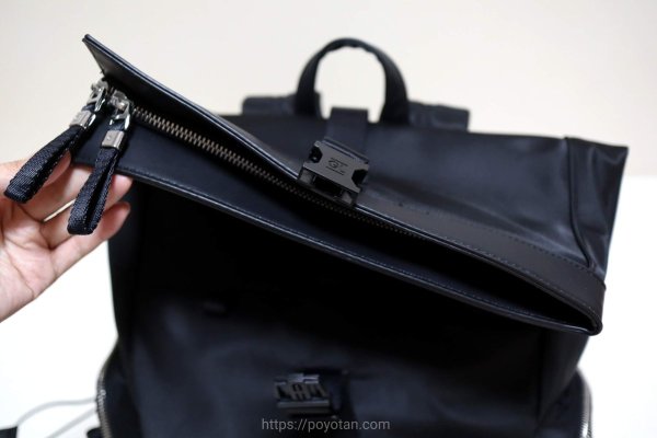 ガストンルーガ(GASTON LUGA)のRESENÄR（レセナール）