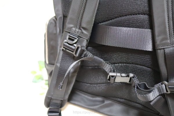 ガストンルーガ(GASTON LUGA)のRESENÄR（レセナール）