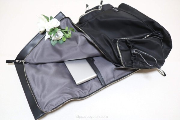 ガストンルーガ(GASTON LUGA)のRESENÄR（レセナール）