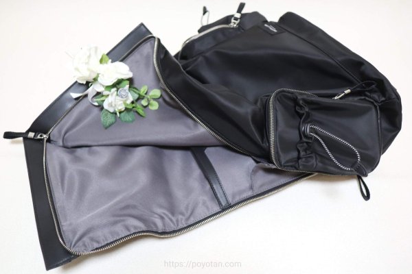 ガストンルーガ(GASTON LUGA)のRESENÄR（レセナール）