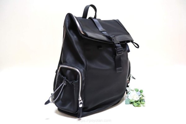 ガストンルーガ(GASTON LUGA)のRESENÄR（レセナール）