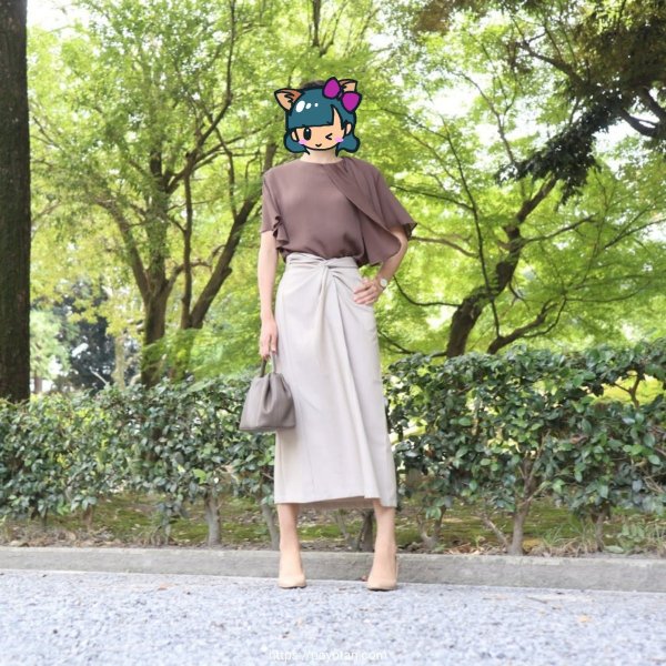 エディストクローゼット（EDIST. CLOSET）のブラウスとスカート