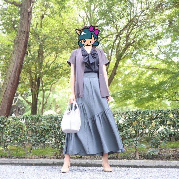 エディストクローゼット（EDIST. CLOSET）のジャケットとスカート