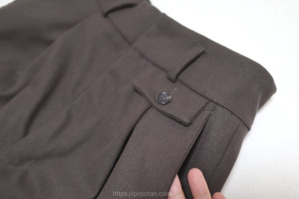 エディストクローゼットのパンツ