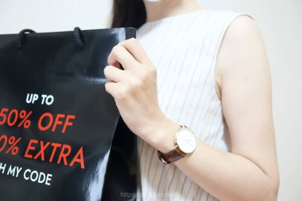ネットで服を買う