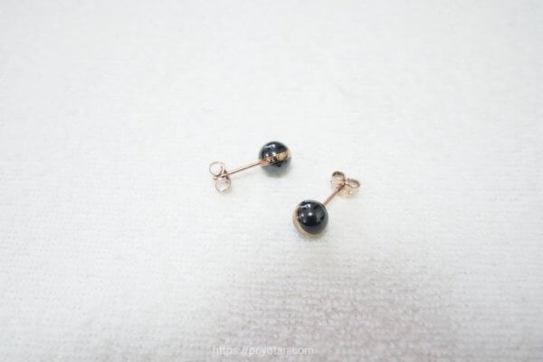 ダニエルウェリントンのピアス