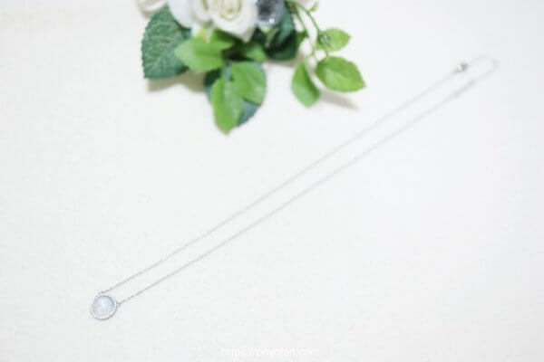 ダニエルウェリントン「Audrey Necklace Mother of Pearl」シルバー