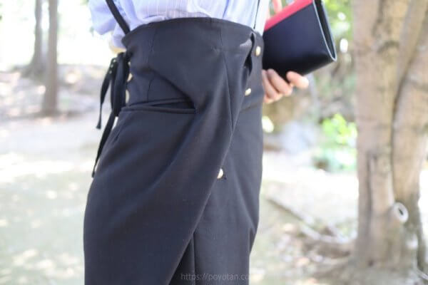 エアークローゼットのパンツ